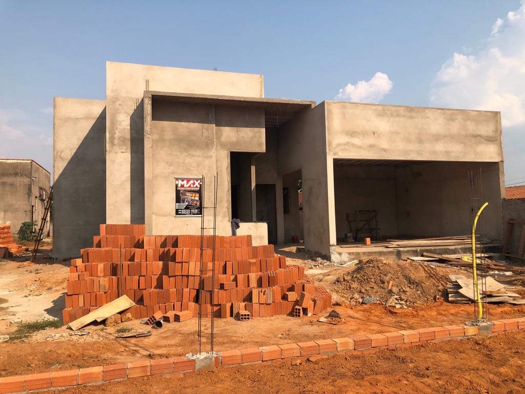 Estrutura do sobrado Saraiva em fase inicial de obra